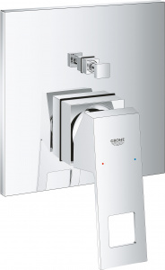 Смеситель Grohe Eurocube 24062000 для ванны с душем Смеситель Grohe Eurocube 24062000 для ванны с душем