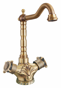 Смеситель Zorg Antic A 3005K-BR для кухонной мойки Смеситель Zorg Antic A 3005K-BR для кухонной мойки