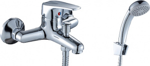 Смеситель Rossinka D D40-31 для ванны с душем Смеситель Rossinka D D40-31 для ванны с душем